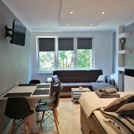 Apartament Art-deco 아파트 코워브제크