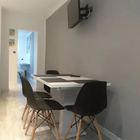 아파트 Apartament Art-deco 코워브제크